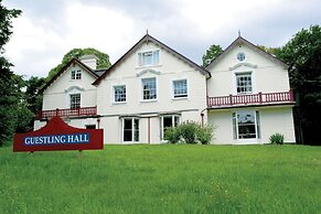 Guestling Hall Hotel