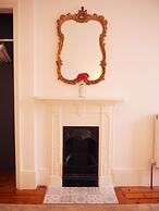 Guestling Hall Hotel