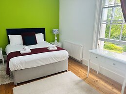 Guestling Hall Hotel