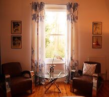 Guestling Hall Hotel