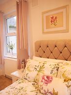 Guestling Hall Hotel