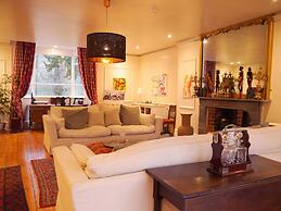 Guestling Hall Hotel