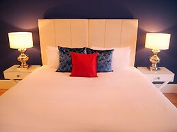 Guestling Hall Hotel