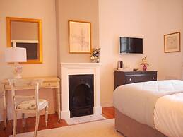 Guestling Hall Hotel