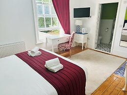 Guestling Hall Hotel