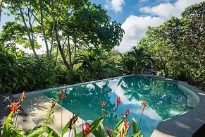Jungle Lodge at Wild Sun Rescue