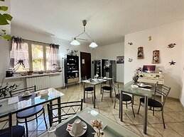 New Naxos Village