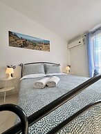New Naxos Village