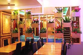 Athens View Guraidhoo