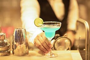 Poulo Wai Hotel and Apartment