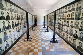 Poulo Wai Hotel and Apartment