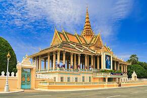 Poulo Wai Hotel and Apartment