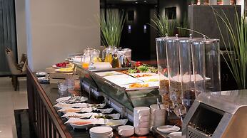 Poulo Wai Hotel and Apartment