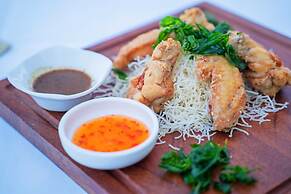 Poulo Wai Hotel and Apartment