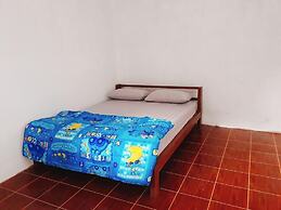 Ba'mi thakhek hostel