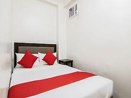 OYO 431 Apollo 11 Apartelle