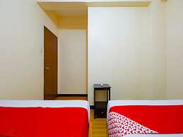 OYO 431 Apollo 11 Apartelle