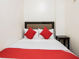 OYO 431 Apollo 11 Apartelle