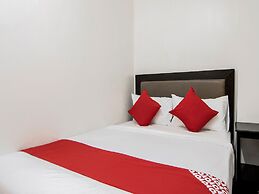 OYO 431 Apollo 11 Apartelle