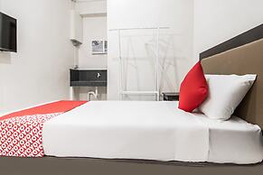 OYO 431 Apollo 11 Apartelle