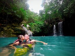 Alegria Dive Resort
