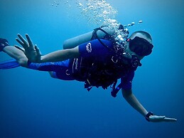 Alegria Dive Resort