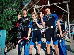 Alegria Dive Resort