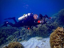 Alegria Dive Resort