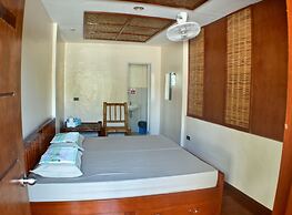 Alegria Dive Resort