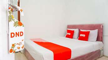 OYO 2369 Cempaka Homestay