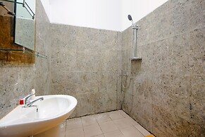 OYO 2311 C9 Exclusive