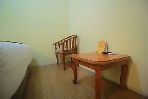 SPOT ON 2305 Andys Nur Penginapan