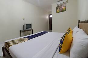 SPOT ON 2426 Hotel Aget Jaya Ii