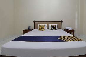 SPOT ON 2426 Hotel Aget Jaya Ii