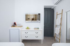 Art Pantheon - Suites & Apartments