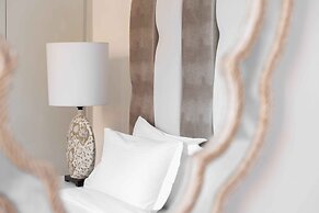 Art Pantheon - Suites & Apartments