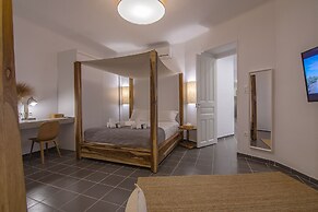 Art Pantheon - Suites & Apartments