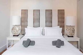 Art Pantheon - Suites & Apartments