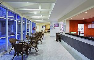 Cosman Hotel Apartments