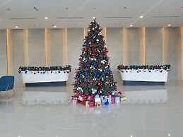 Luxury Scenia Bay Apartment with Seaview