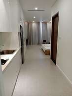 Luxury Scenia Bay Apartment with Seaview