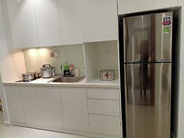 Luxury Scenia Bay Apartment with Seaview