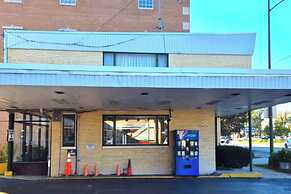 Motel Edgebrook Chicago North Shore by OYO