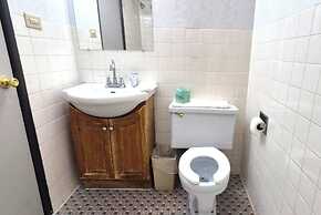 Motel Edgebrook Chicago North Shore by OYO