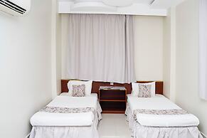 Palette Muscat Al Bayrahaa