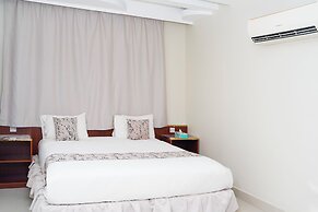 Palette Muscat Al Bayrahaa