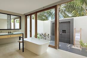 Radisson Blu Resort Maldives with 50 % off on Sea Plane round trip 03 