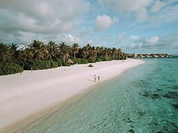 Radisson Blu Resort Maldives