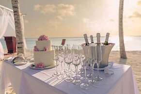 Radisson Blu Resort Maldives with 50 % off on Sea Plane round trip 03 