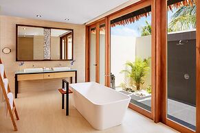 Radisson Blu Resort Maldives with 50 % off on Sea Plane round trip 03 